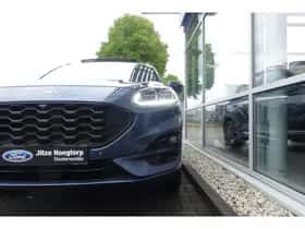 Ford Kuga (2022) thumbnail 39