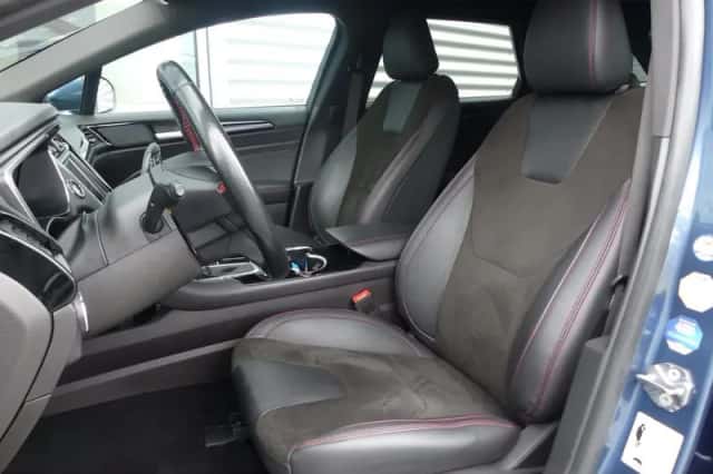 Ford Mondeo (2020) thumbnail 4