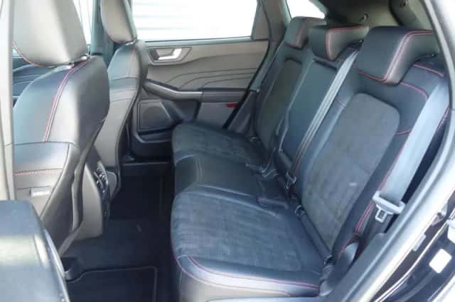 Ford Kuga (2022) thumbnail 5