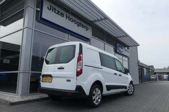 Ford Transit (2022) thumbnail 2
