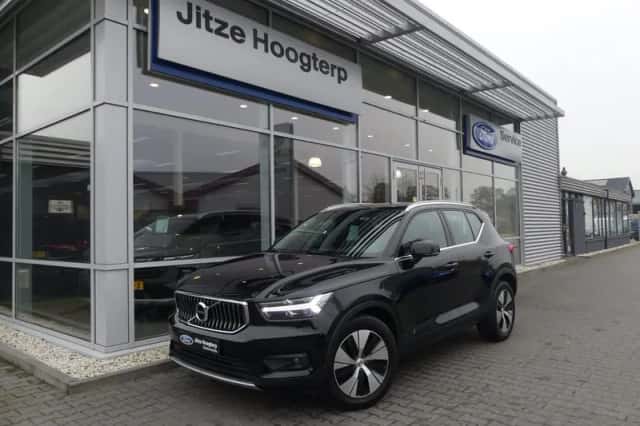 Volvo XC40 (2021) thumbnail 1