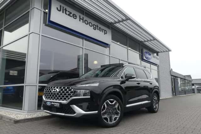 Hyundai Santa (2021) thumbnail 1