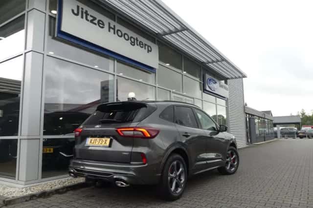 Ford Kuga (2025) thumbnail 2