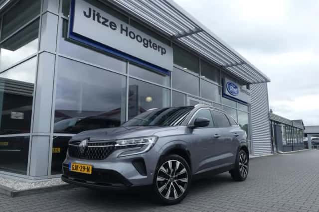 Renault Austral (2023) thumbnail 1