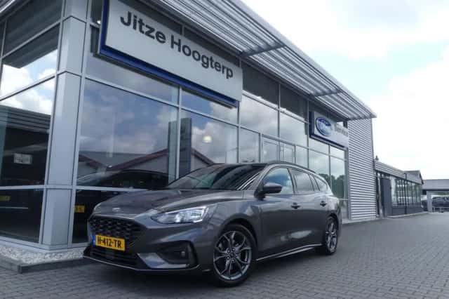 Ford Focus (2019) thumbnail 1