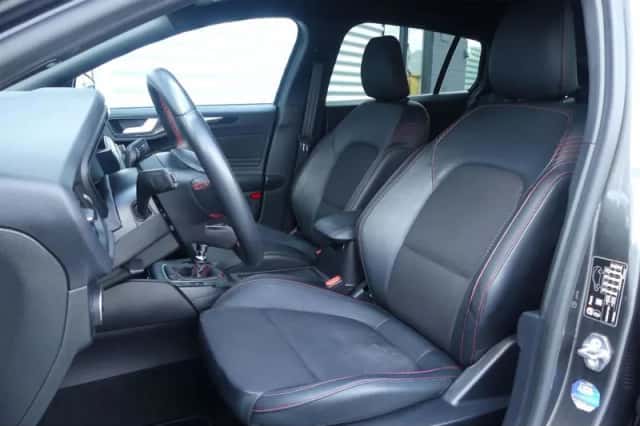 Ford Focus (2019) thumbnail 4