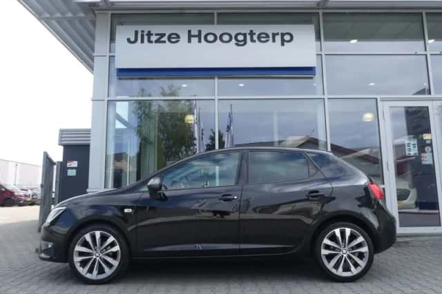 SEAT Ibiza (2017) thumbnail 6