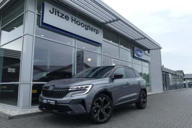Renault Austral (2023) thumbnail 1