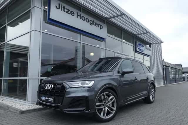 Audi Q7 (2023) thumbnail 1