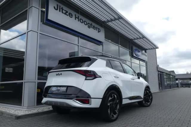 Kia Sportage (2022) thumbnail 2