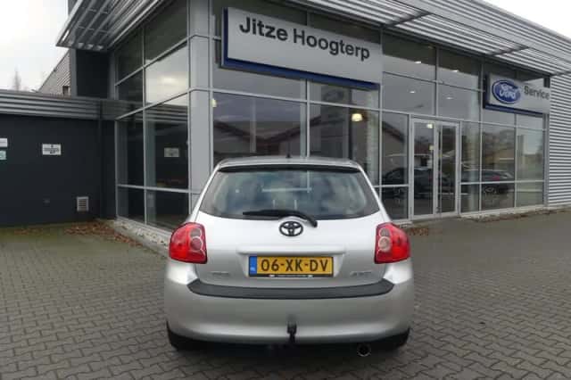 Toyota Auris (2007) thumbnail 6