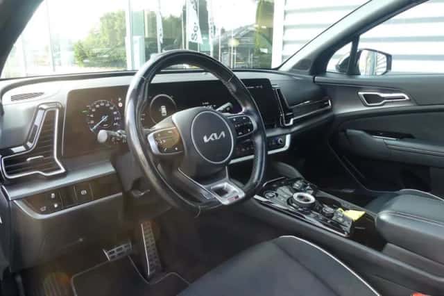 Kia Sportage (2022) thumbnail 3