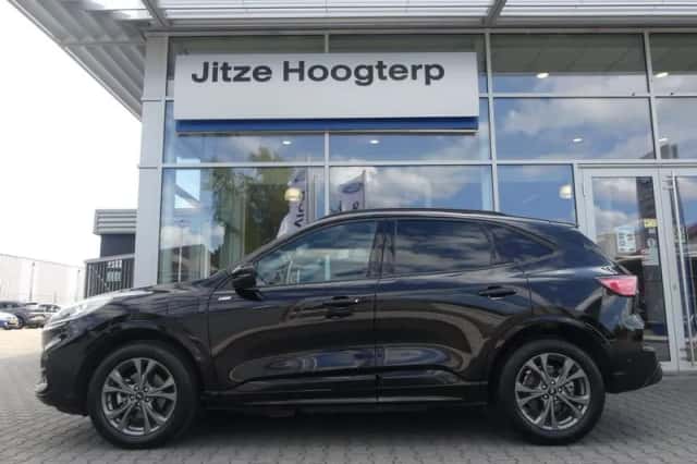 Ford Kuga (2022) thumbnail 6