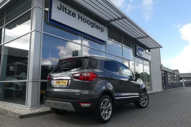 Ford EcoSport (2018) thumbnail 2