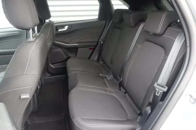 Ford Kuga (2024) thumbnail 5