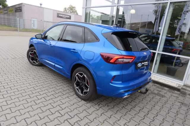 Ford Kuga (2024) thumbnail 3
