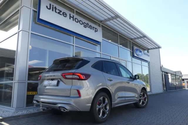 Ford Kuga (2025) thumbnail 2