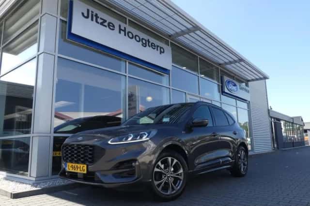 Ford Kuga (2020) thumbnail 1