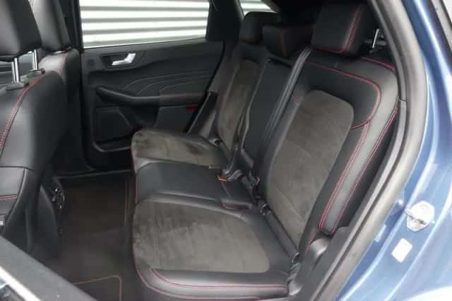 Ford Kuga (2022) thumbnail 5