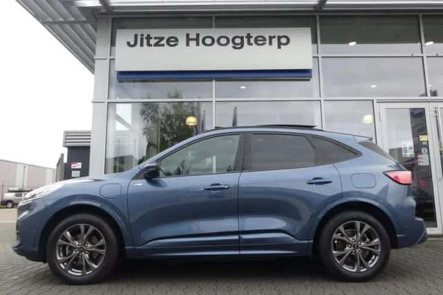 Ford Kuga (2022) thumbnail 6