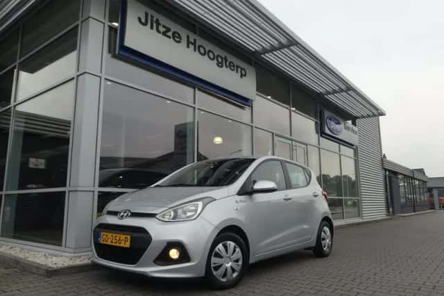 Hyundai i10 (2015) thumbnail 1