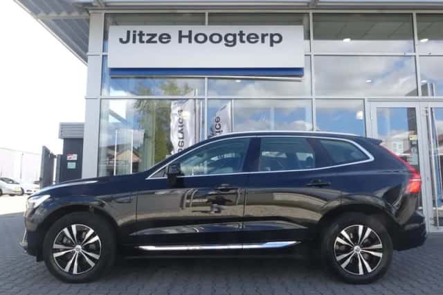Volvo XC60 (2023) thumbnail 6