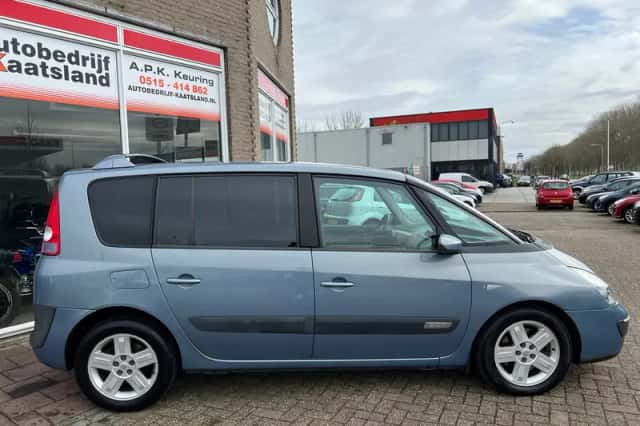 Renault Espace (2003) thumbnail 6