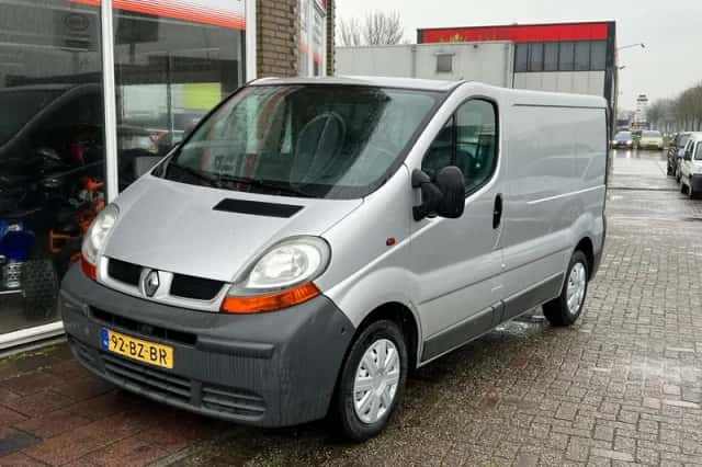 Renault Trafic (2006) thumbnail 2