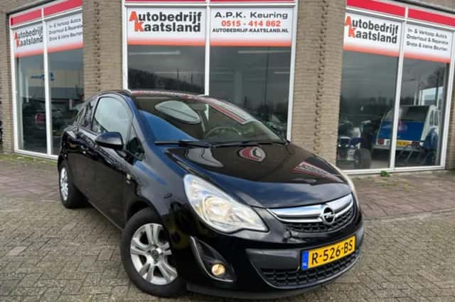 Opel Corsa (2011) thumbnail 1
