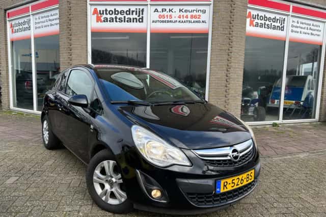Opel Corsa (2011) thumbnail 2