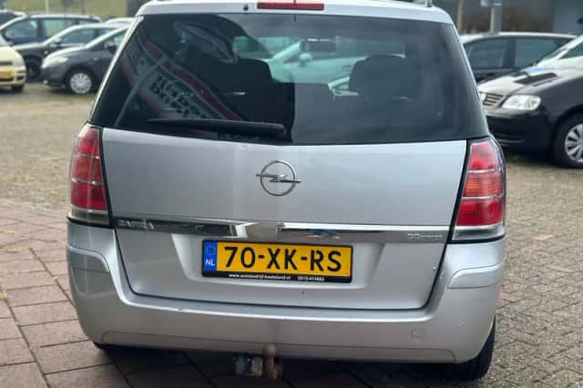 Opel Zafira (2007) thumbnail 6