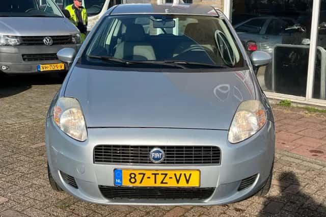 Fiat Grande Punto (2007) thumbnail 5