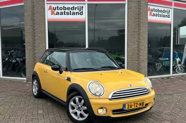 MINI Mini (2007) thumbnail 1