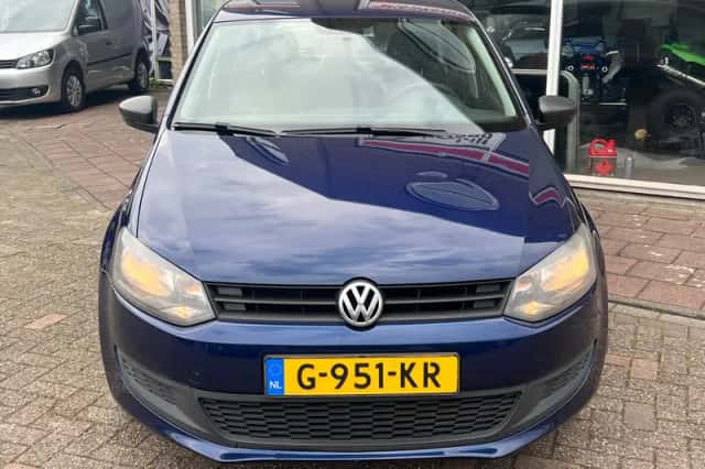 Volkswagen Polo (2013) thumbnail 6
