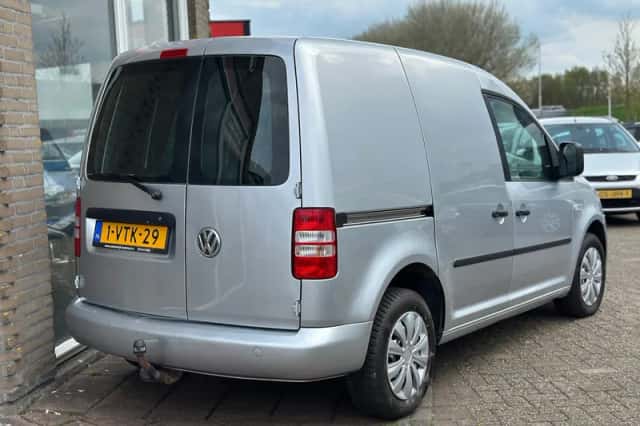 Volkswagen Caddy (2012) thumbnail 6
