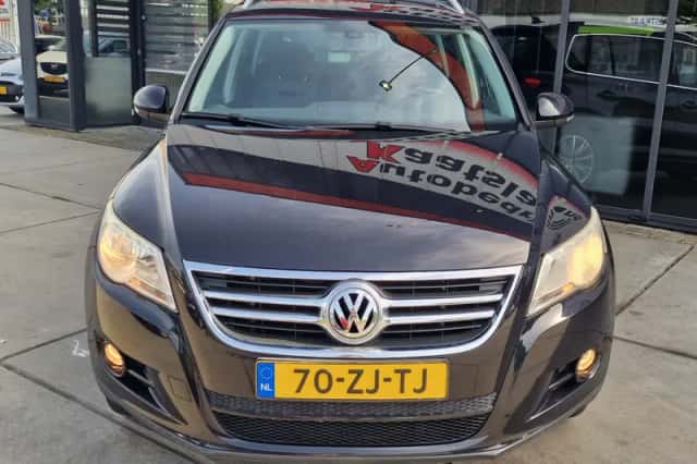 Volkswagen Tiguan (2008) thumbnail 4