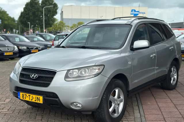Hyundai Santa Fe (2006) thumbnail 4
