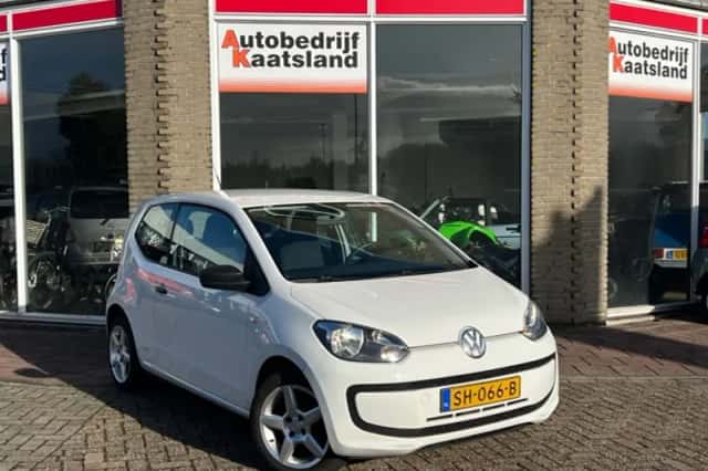 Volkswagen Up! (2012) thumbnail 1