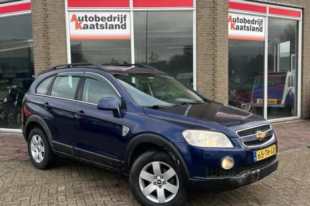 Chevrolet Captiva (2006) thumbnail 2