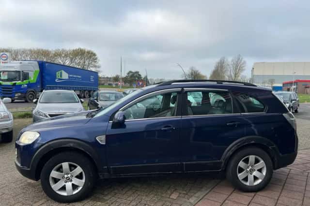Chevrolet Captiva (2006) thumbnail 4