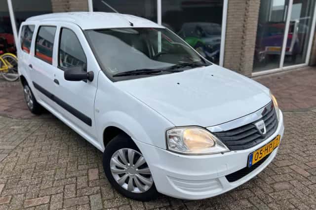 Dacia Logan MCV (2009) thumbnail 3