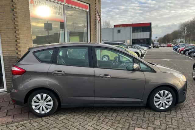 Ford C-Max (2013) thumbnail 6