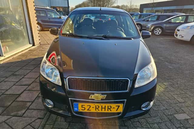 Chevrolet Aveo (2011) thumbnail 6