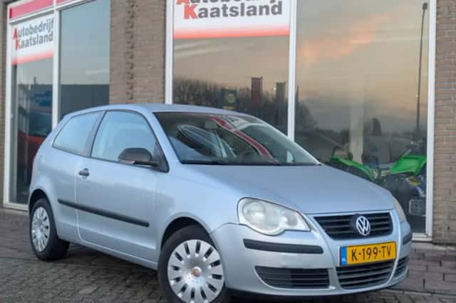 Volkswagen Polo (2006) thumbnail 1