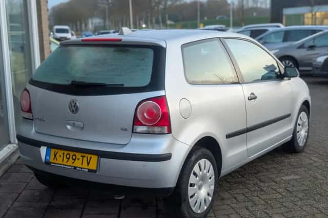 Volkswagen Polo (2006) thumbnail 6