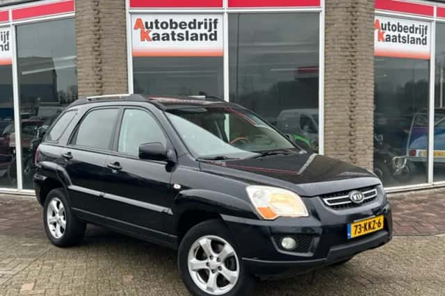 Kia Sportage (2010) thumbnail 1