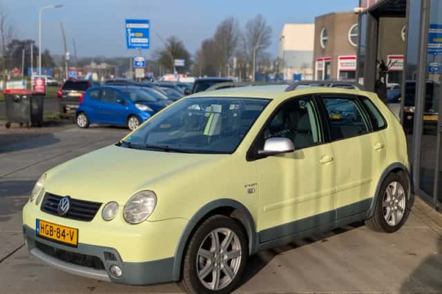Volkswagen Polo (2006) thumbnail 3