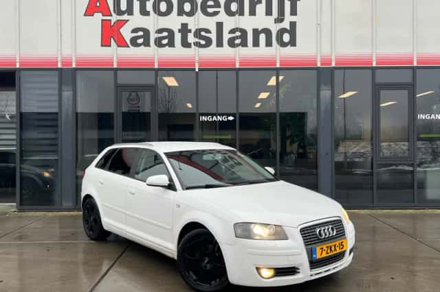 Audi A3 (2008) thumbnail 2