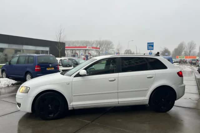 Audi A3 (2008) thumbnail 4