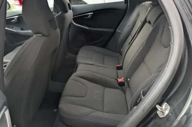 Volvo V40 (2014) thumbnail 6